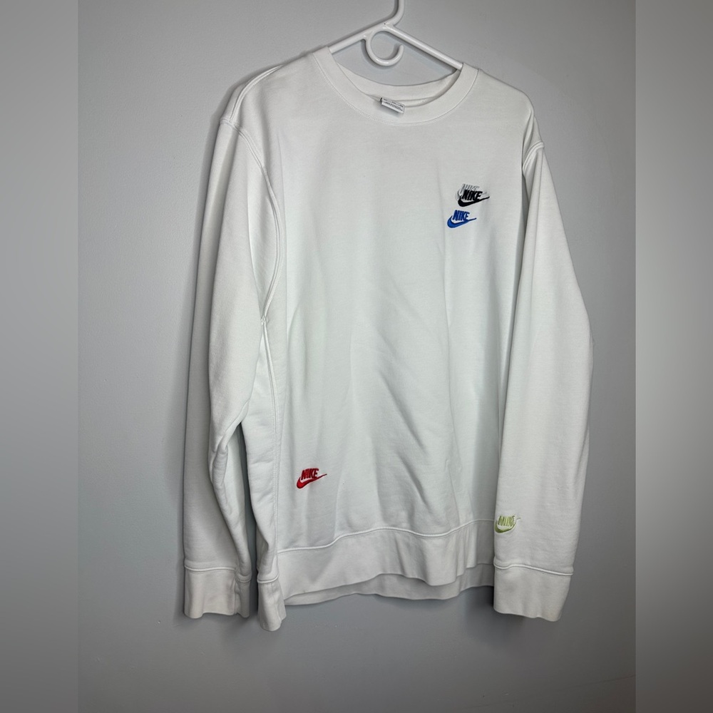 Nike Men's White Crewneck Multicolor Swoosh Embroidered Logos XXL Sweatshirt - Picture 2 of 10